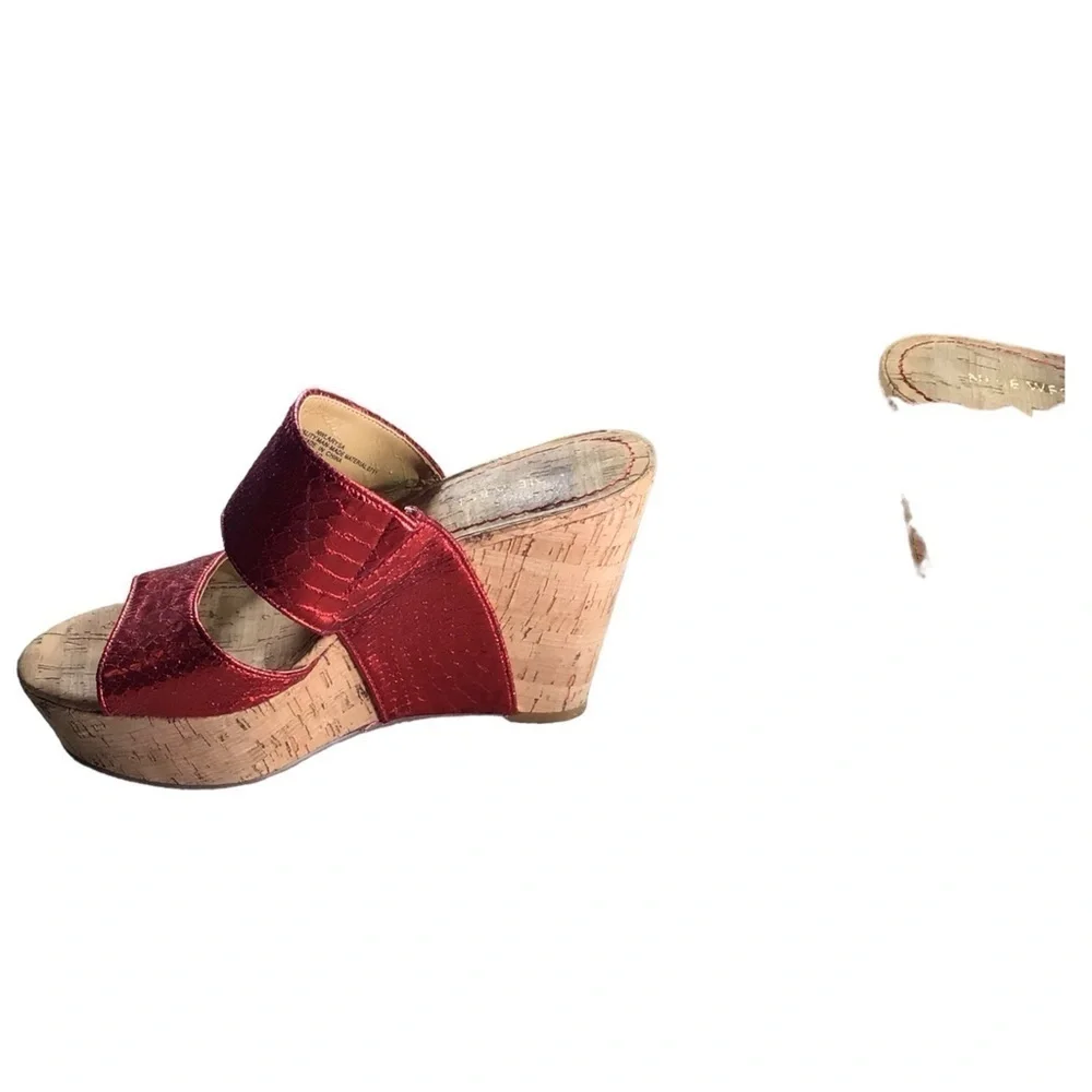 Nine West Metallic Wedge Sandals size 8.5 EUC